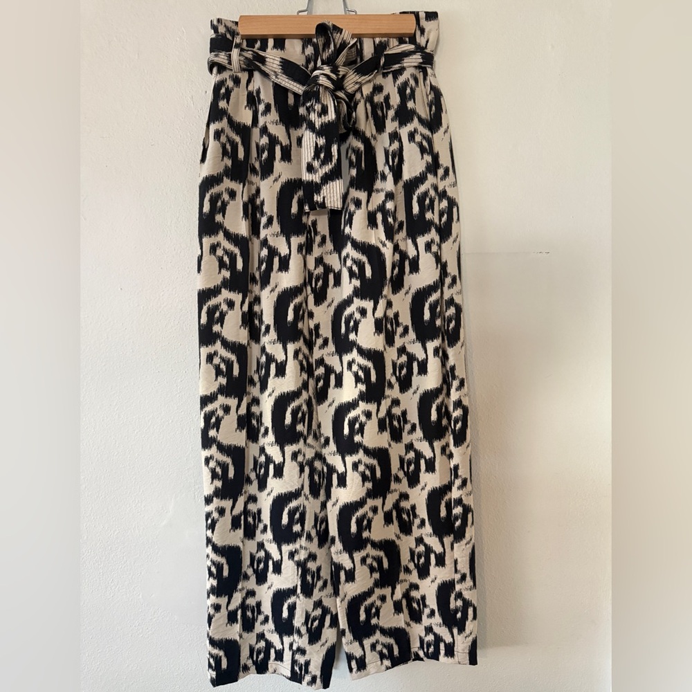 Zara Black and Cream Patterned Paper Bag Pants